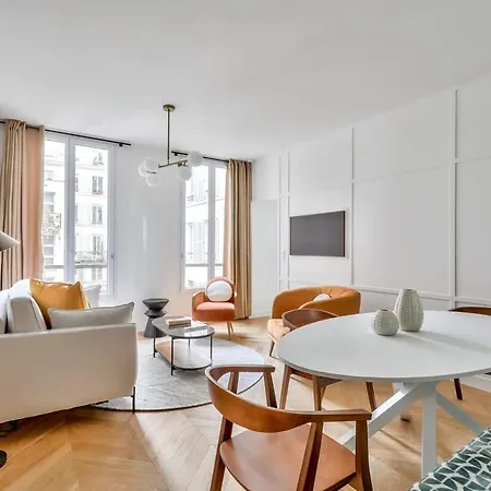 Apartment Luxe Et Architecture Au Centre De Pour 6 Pers Paris