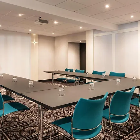 Hotel Mercure Paris Porte De Versailles Expo 4*