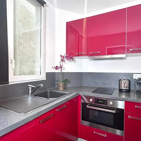 Welcoming Near Louvre Museum Apartment Paris