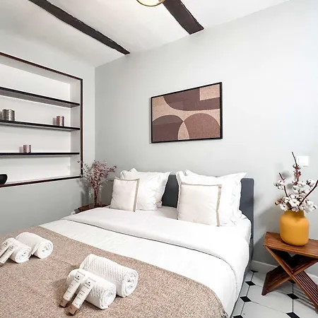 Modern & Spacious Near Le Marais 巴黎