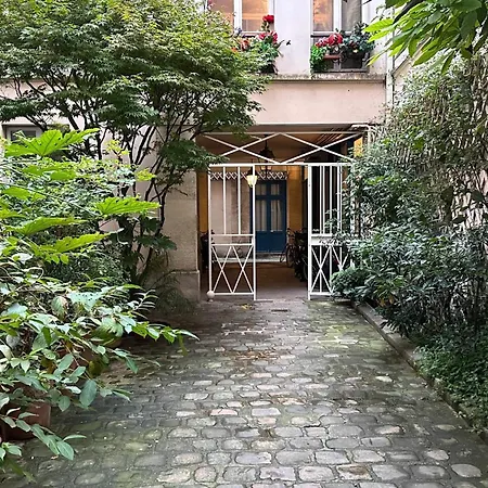 Apartment Cosy T3 In The Heart Of Popincourt Paris