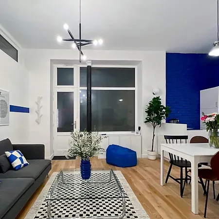 Cosy T3 In The Heart Of Popincourt Paris