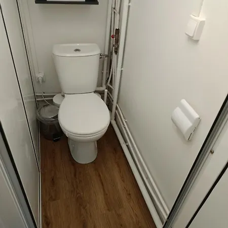 Quaint Studio Retreat For Two *