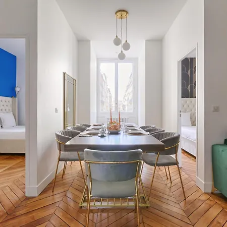 Appartement Convivialite Pour 8 Personnes - Parc Monceau Parijs
