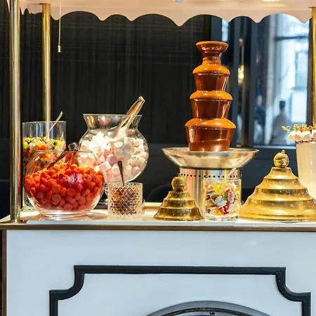 מלון De Galles, A Luxury Collection Hotel, 5*