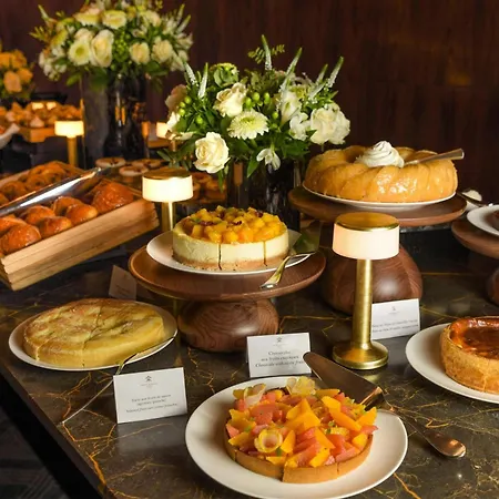 מלון De Galles, A Luxury Collection Hotel, 5*