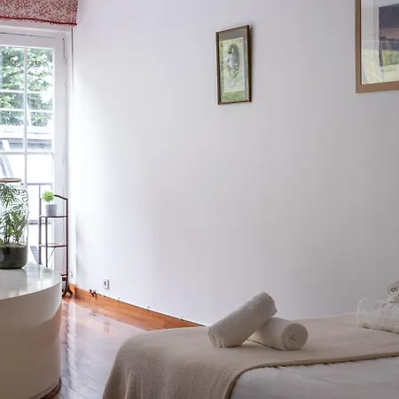 Loft D Exception Au Pied Des Champs-elysees * Paris