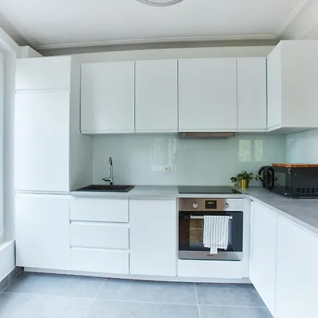 Bnbnook - Bright 1br Near Montmartre & Sacre-coeur Apartment *