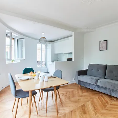 Bnbnook - Bright 1br Near Montmartre & Sacre-coeur Paris