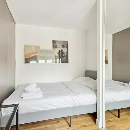 Bnbnook - Bright 2br Near Louvre & Pompidou *