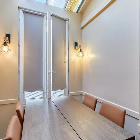 Apartment Rent A - Meslay Paris
