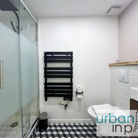 Urban Flat 194 - Spacious 3 Bedroom Montmartre Appartamento