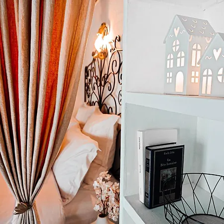 Apartment Rustic Charm&dreamhome 40m2 In The Heart Of Paris, Near Pompidou And Notre-dame, Subway 4,8,9 Honeymoon Favourite *