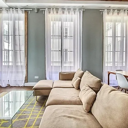 Centre Apartment Paris
