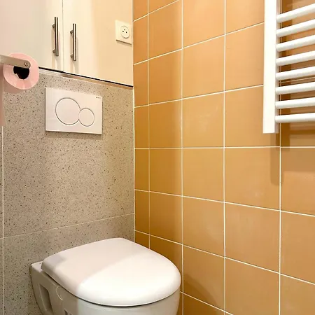 Cozy Near Pompidou Marais In Vertus *