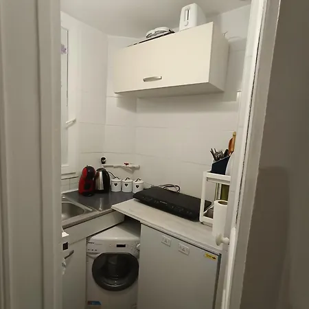 Appartement Charmant Studio Au 14eme Paris
