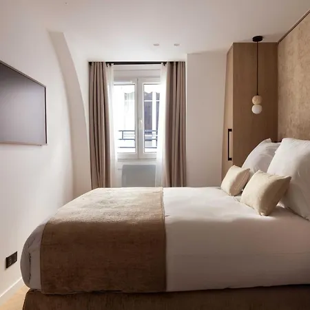 Elegant Apartment- 2br-6p- Le Marais Apartment *