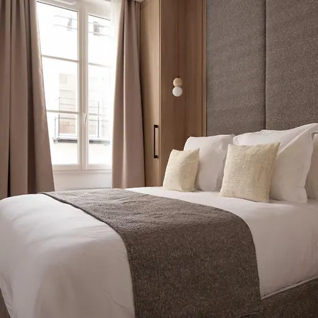 Elegant Apartment- 2br-6p- Le Marais Apartment