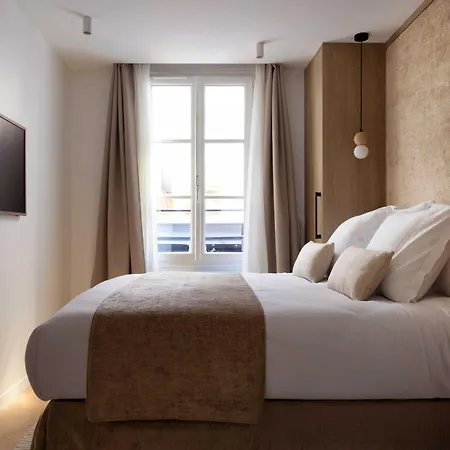 Elegant Apartment- 2br-6p- Le Marais Apartment