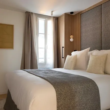Elegant Apartment- 2br-6p- Le Marais * Paris