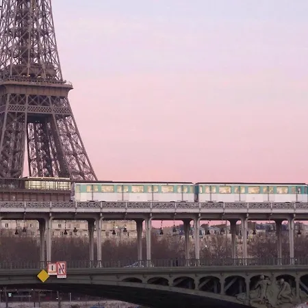 Eiffel Citea Dayroom Espace Sans Nuitee Et Partagee Chatillon Nuitee -- Repos Journee Ou Espace Travail 8-19h Proche Tour Eiffel Ou Usage Bureau A L'heure En Journee -- Nuitee Chatillon Avenue Homestay *