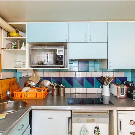 Votre Entre Belleville Et Canal Homestay