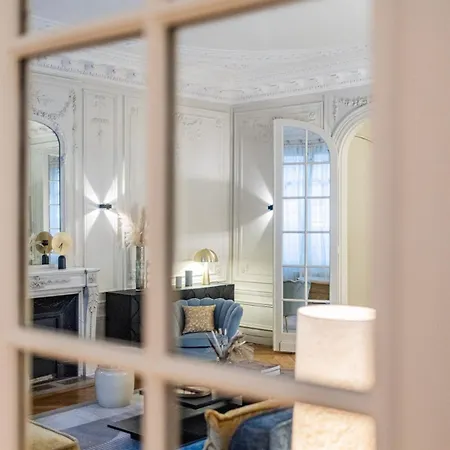 Apartment Amazing 4bedrooms Champs Elysees Ac Paris