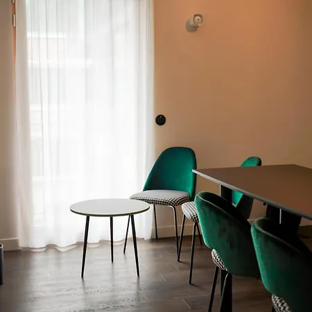 & 13 Porte D'italie Aparthotel 3*