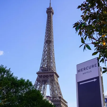 Mercure Centre Tour Eiffel 4* Paříž