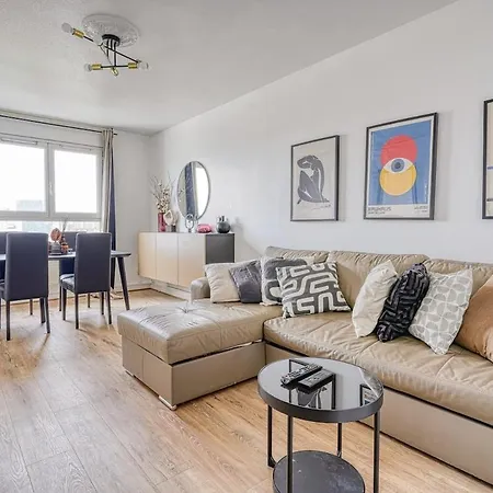 Chic Centre Apartment Paris