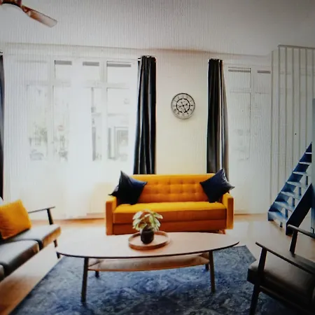 Apartment 6 Arr