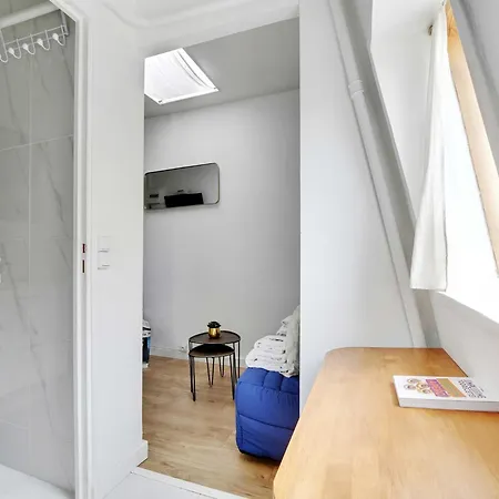Apartment Of 16m2 Near Porte D'asnieres - Mobility Lease