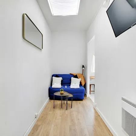 Of 16m2 Near Porte D'asnieres - Mobility Lease Apartment *