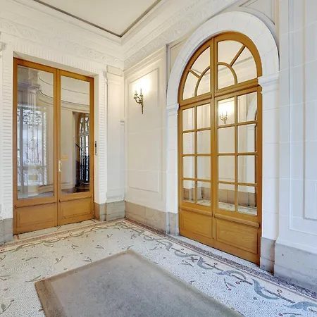 Of 16m2 Near Porte D'asnieres - Mobility Lease Paris
