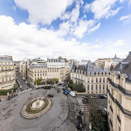 Charming 1p Near Av Montaigne Apartment Paris