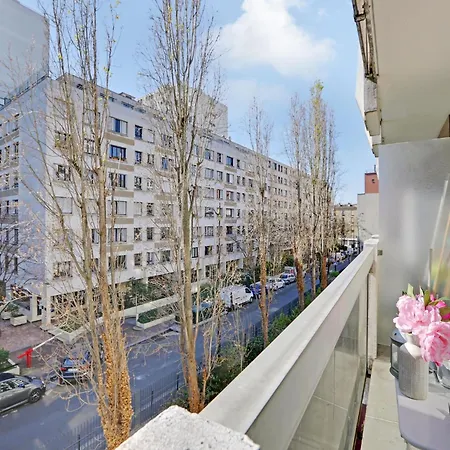 Near Bassin De La - 2p Balcony Paris
