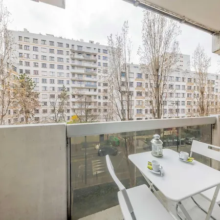 Ferienhaus Near Bassin De La - 2p Balcony Paris