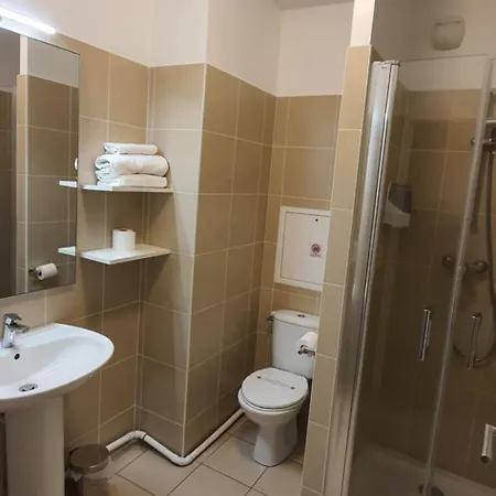 Maison Saint Charles - Association Habitat Et Humanisme Ile De France Hotel Paris