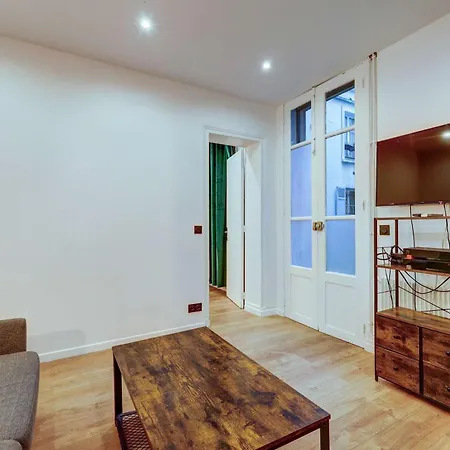 Cozy And Modern Next To Sacre-coeur Apartment