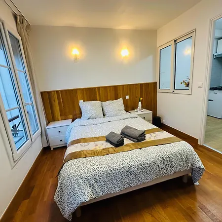 Dream Dwell - Designer Flat Near Marais District Apartment Paris