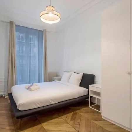 Mobility Lease - La Fayette - 8 People * Paris