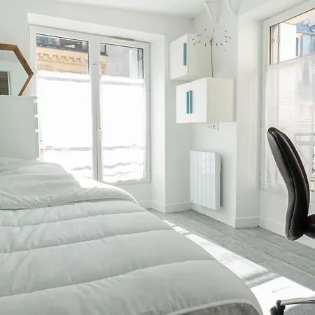 Cozy In Le Marais Apartment Paris