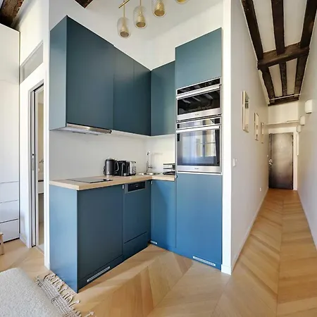 Semesterbostad Modern Getaway For Two - Marais Place Vosges *