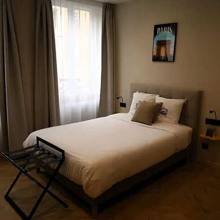 Les Du Faubourg Bed & Breakfast *