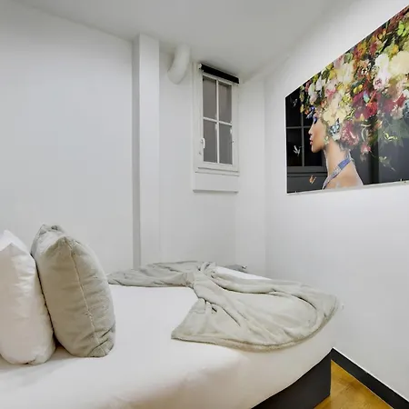 Apartment Marais Lovely *
