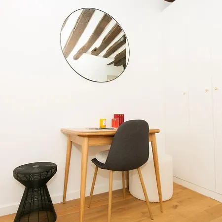 Apartamento Bnbnook - Ile Saint-louis - Cozy Studio *