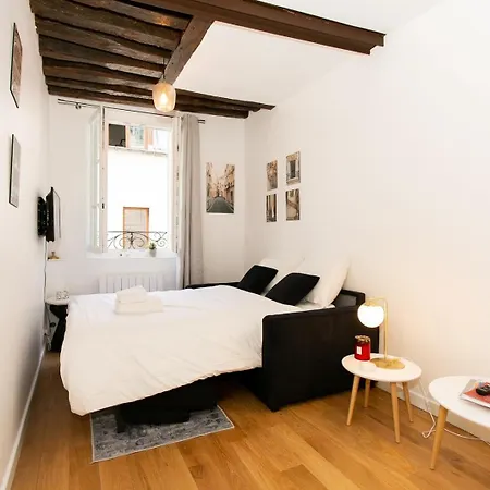Bnbnook - Ile Saint-louis - Cozy Studio Apartamento *