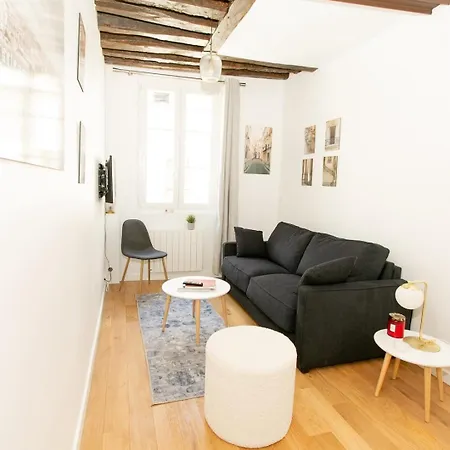 Apartment Bnbnook - Ile Saint-louis - Cozy Studio *