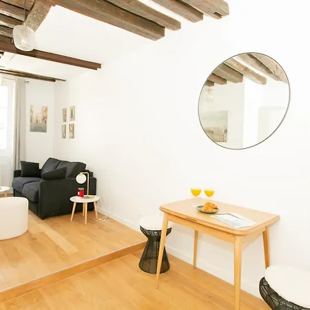 Bnbnook - Ile Saint-louis - Cozy Studio Apartment Paris