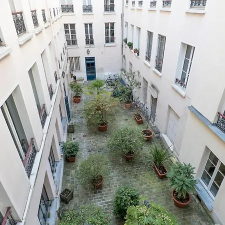 Superb Flat - Heart Of Marais - *
